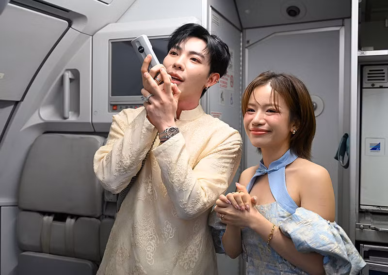 Vietnam Airlines lan tỏa thông điệp “Việt Nam hạnh phúc” từ bầu trời -0