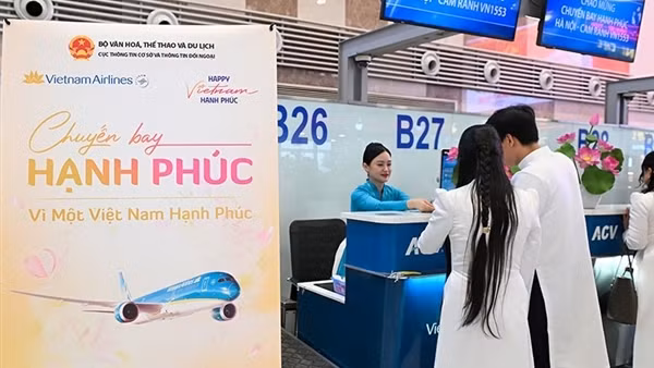 Vietnam Airlines lan tỏa thông điệp “Việt Nam hạnh phúc” từ bầu trời