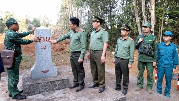 Giữ vững an ninh trật tự tuyến biên giới