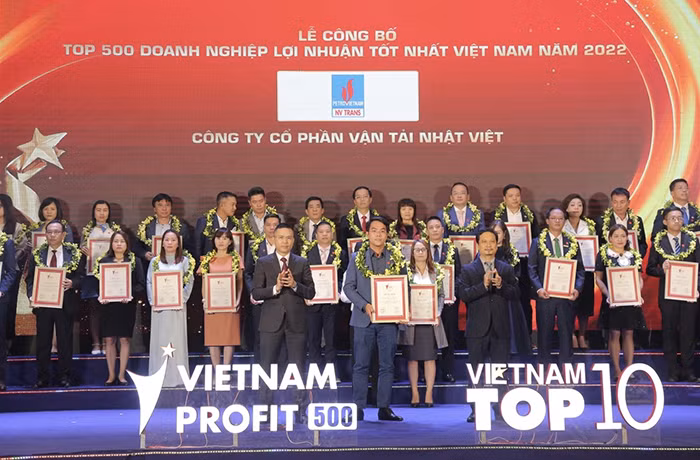 Petrovietnam tiếp tục khẳng định vị trí doanh nghiệp lợi nhuận tốt nhất Việt Nam năm 2022 -2
