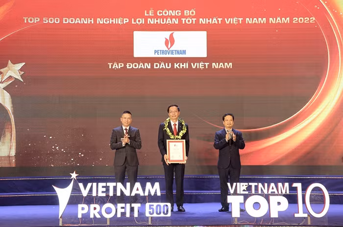 Petrovietnam tiếp tục khẳng định vị trí doanh nghiệp lợi nhuận tốt nhất Việt Nam năm 2022 -0