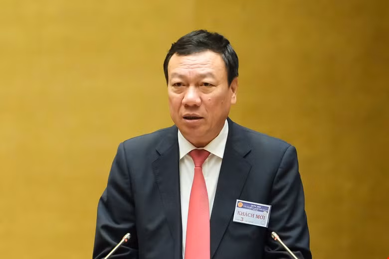 Thủ tướng cùng 4 