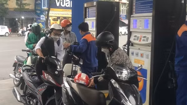 Tổng cục Hải quan đề nghị Bộ Công Thương phản hồi về việc xử phạt doanh nghiệp xăng dầu
