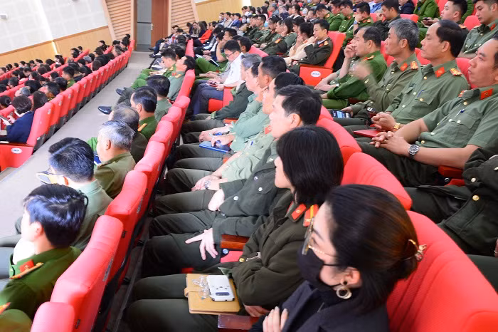 Phó trưởng Ban Tuyên giáo Trung ương thông tin về công tác đối ngoại tại Lâm Đồng -0