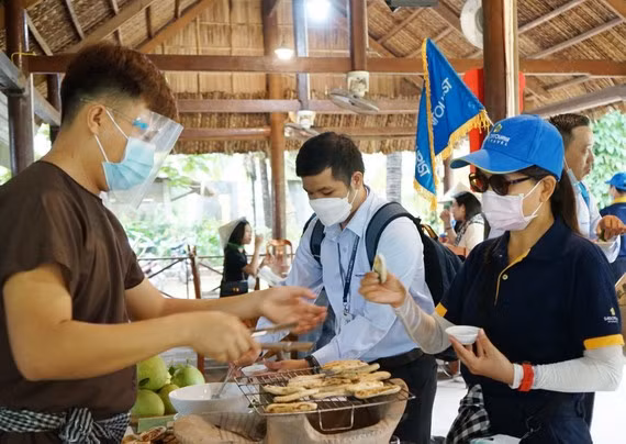 Khai thác lợi thế du lịch xứ Dừa