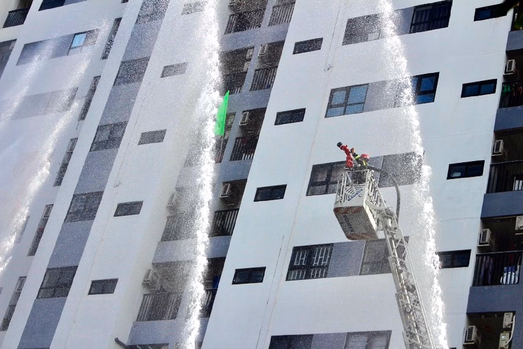 Hải Phòng diễn tập phương án chữa cháy và cứu nạn, cứu hộ lớn nhất từ trước đến nay -0