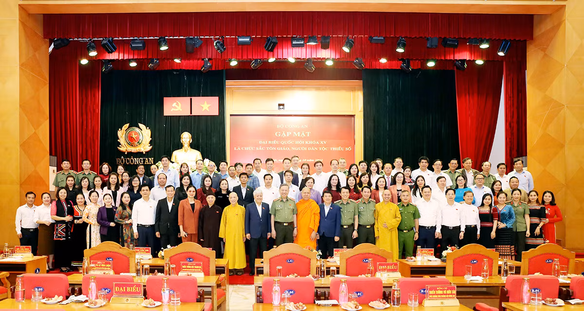 Bộ Công an gặp mặt các đại biểu Quốc hội Khóa XV là chức sắc tôn giáo, người dân tộc thiểu số -0