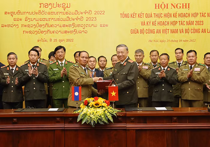 Lực lượng Công an Việt Nam- Lào thắt chặt hơn nữa quan hệ hợp tác -0