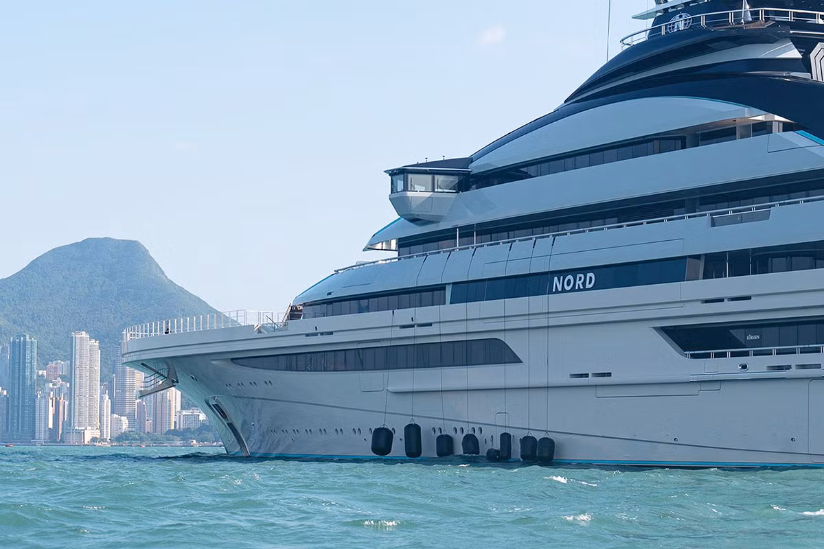 Hong Kong “mở rộng vòng tay” với các tỷ phú Nga? -0