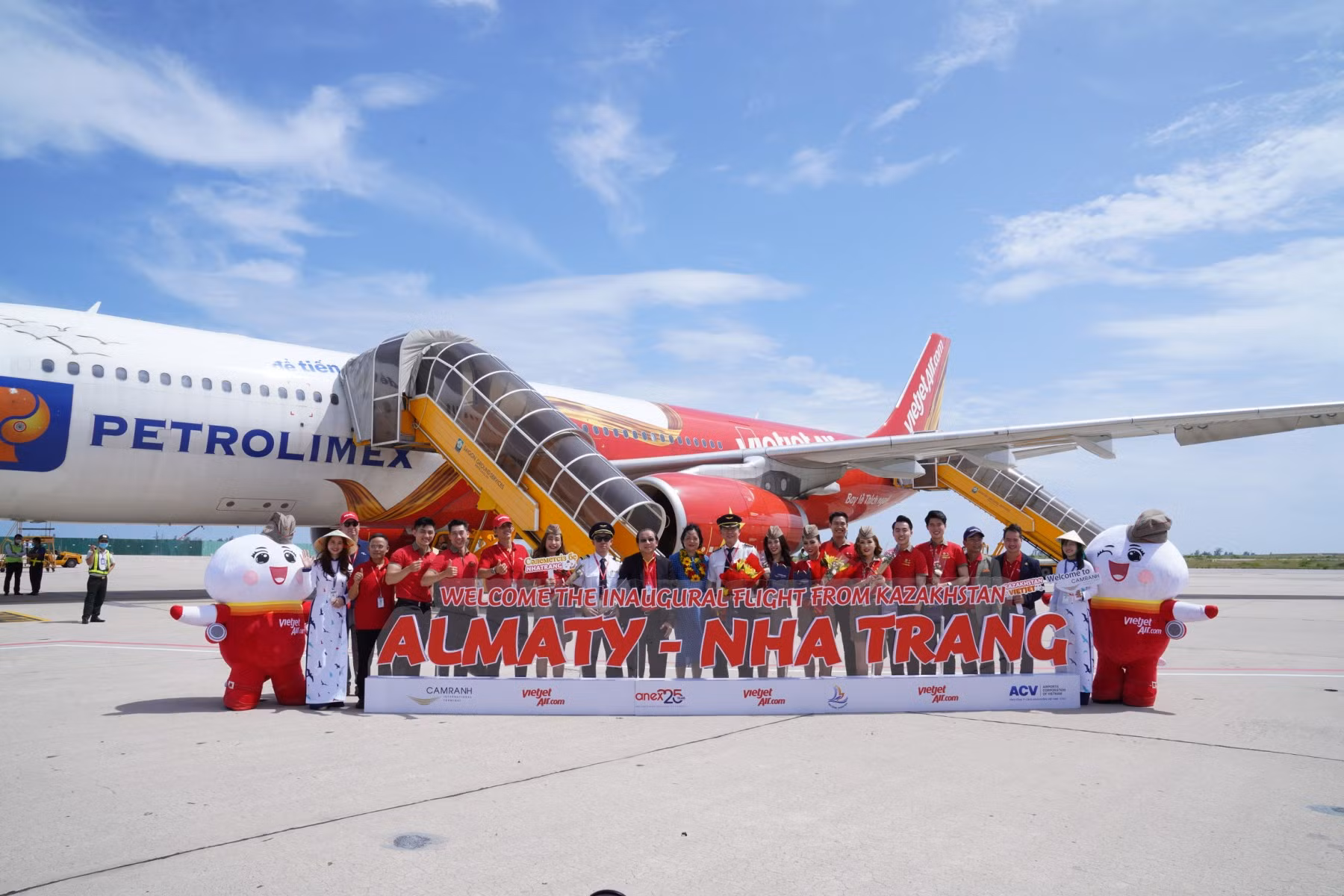 Bay thẳng Kazakhstan- Nha Trang (Việt Nam) cùng Vietjet -0