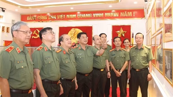 Chủ động "đi tắt, đón đầu", xây dựng lực lượng Thanh tra CAND tinh, gọn, mạnh