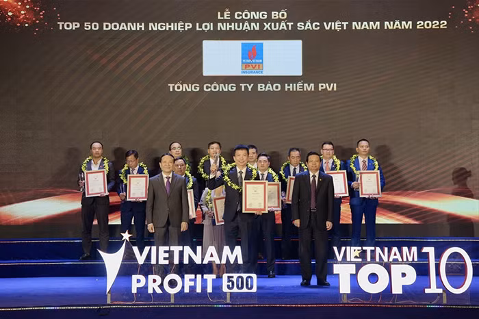 Petrovietnam tiếp tục khẳng định vị trí doanh nghiệp lợi nhuận tốt nhất Việt Nam năm 2022 -1