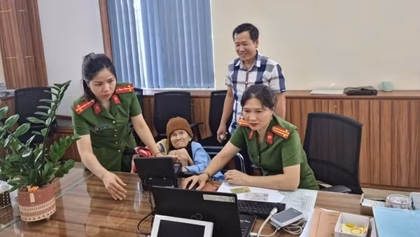 Khi Đề án 06 về với người dân