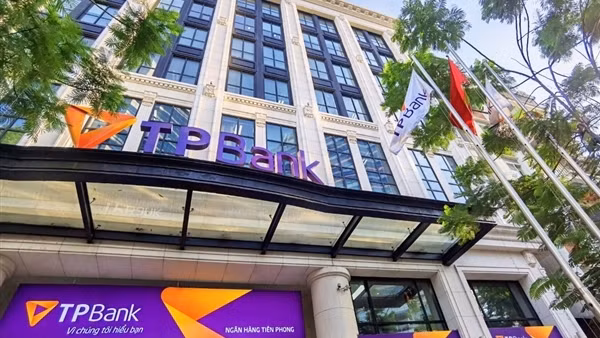 “Mạnh” trong quản trị, khởi sắc và ấn tượng mảng dịch vụ, TPBank khẳng định sự vững mạnh, ổn định