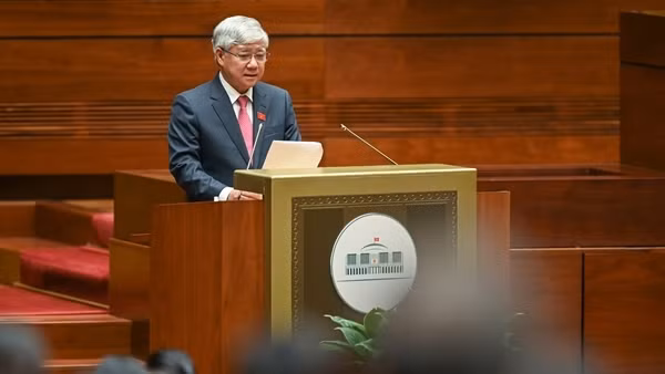 Cử tri kiến nghị điều tra, xử lý nghiêm các "đại án" Việt Á, chuyến bay giải cứu, Vạn Thịnh Phát