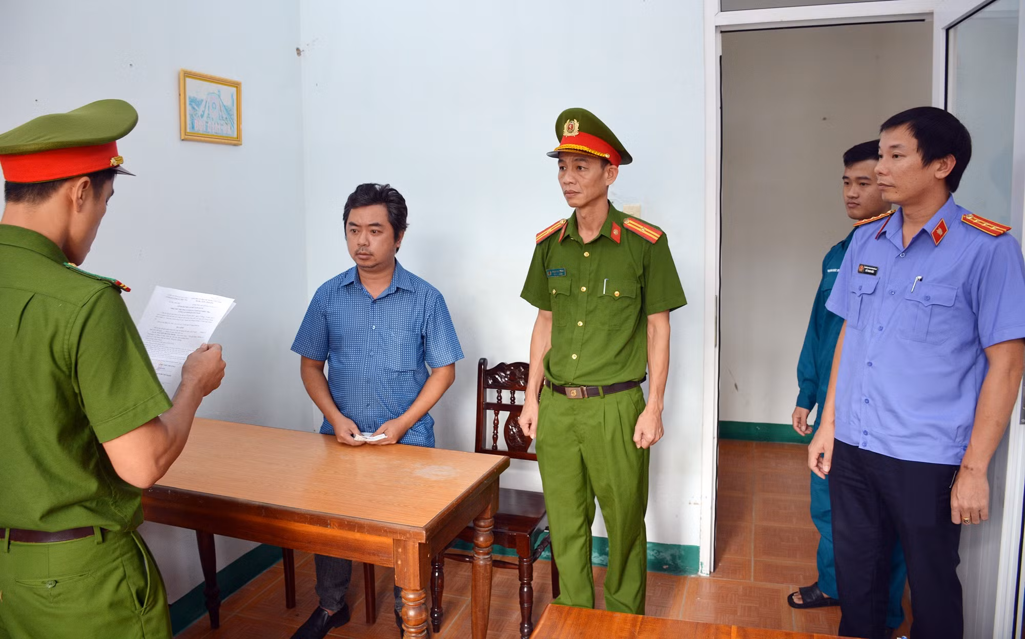 Giám đốc công ty lừa đảo bán đất, chiếm đoạt 500 triệu đồng -0