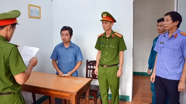 Giám đốc công ty lừa đảo bán đất, chiếm đoạt 500 triệu đồng