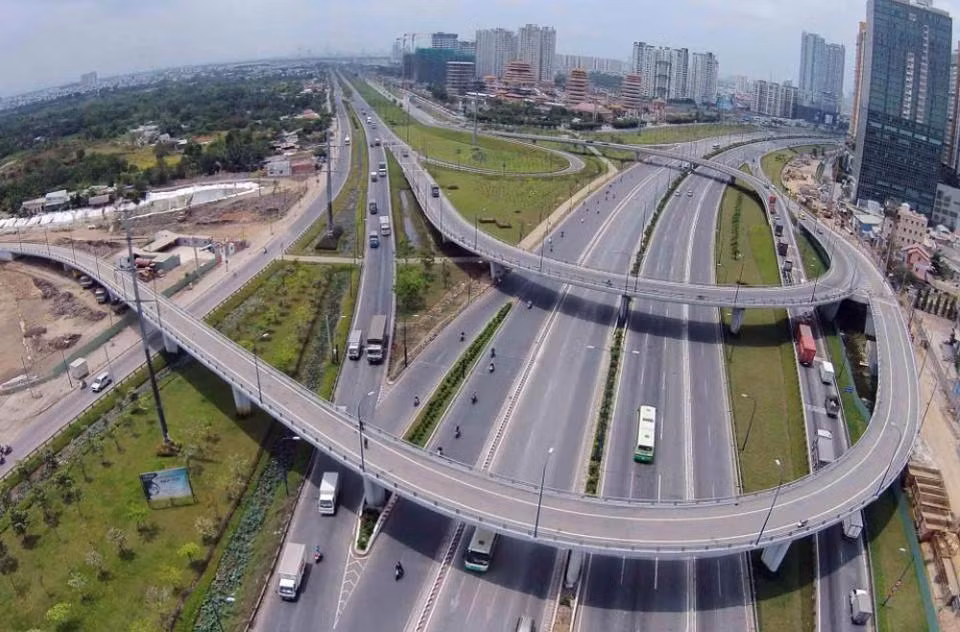 Đề xuất thưởng cho nhà thầu vượt tiến độ -0