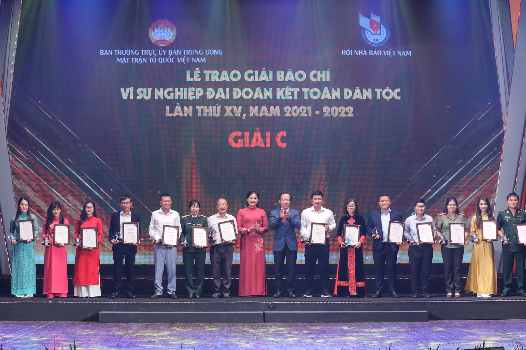 Vinh danh 80 tác phẩm đoạt Giải báo chí “Vì sự nghiệp đại đoàn kết toàn dân tộc” lần thứ XV -0