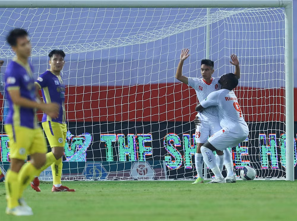 Hải Phòng và cánh cửa hẹp đua vô địch V..League -0