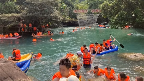 Đánh thức “Vương quốc hang động”, thu hút du khách ngay từ đầu năm mới