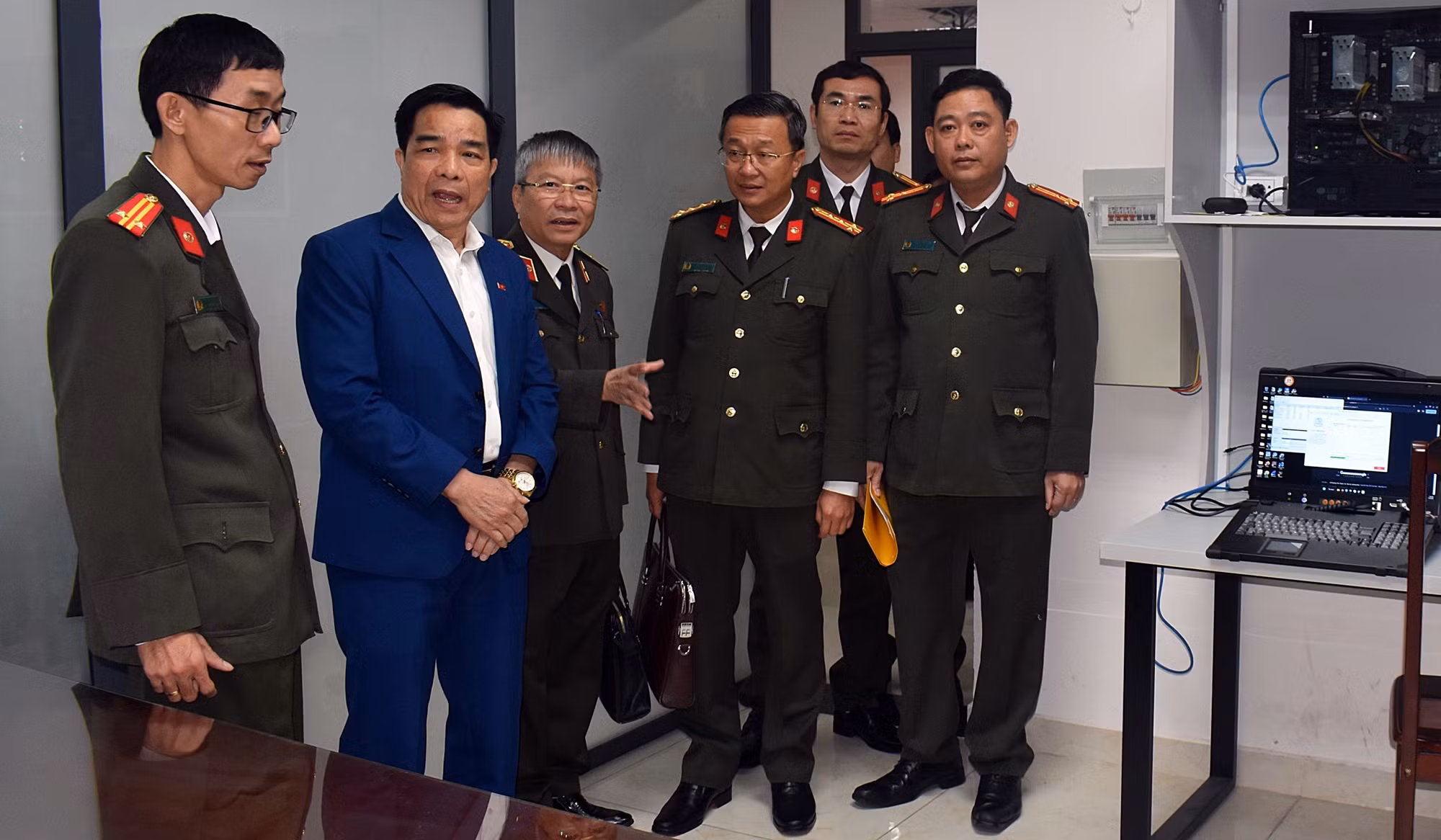 Tăng cường đấu tranh có hiệu quả với tội phạm sử dụng công nghệ cao -0