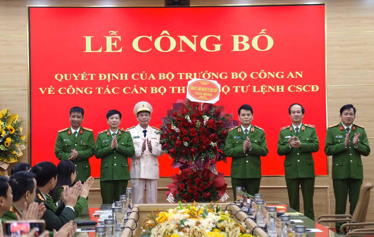 Công bố tân Phó Tư lệnh Cảnh sát cơ động, Phó Giám đốc Công an tỉnh Thái Nguyên -0