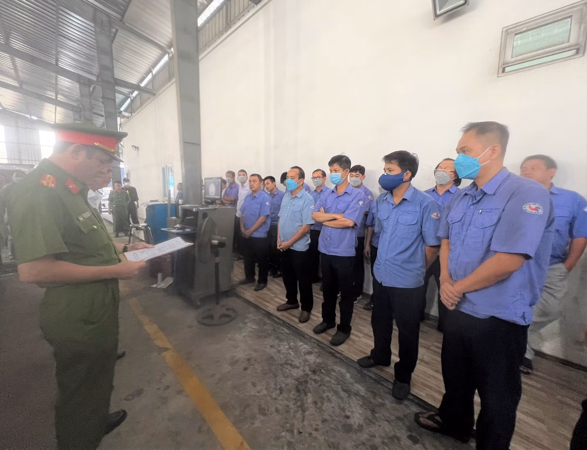 Khởi tố bắt giam 11 đối tượng đưa, nhận hối lộ hàng chục tỷ đồng tại Trung tâm đăng kiểm xe cơ giới -0