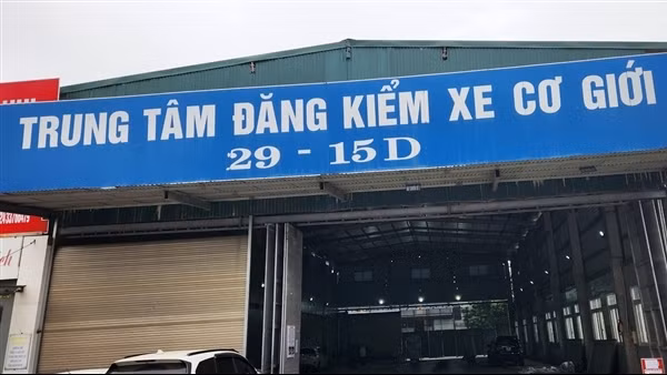 Bắt Chủ tịch và Giám đốc Trung tâm Đăng kiểm 29-15D tại Hà Nội