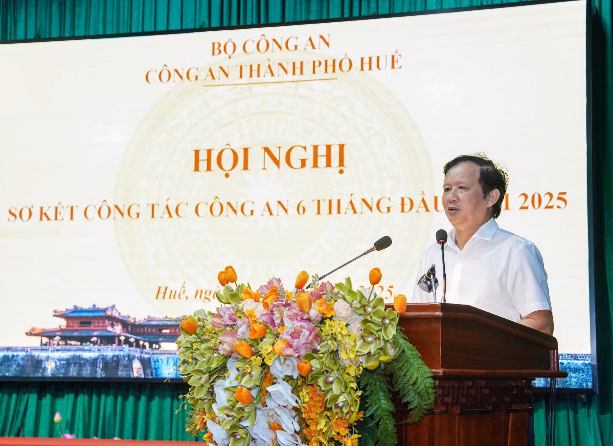 Công an TP Huế hoàn thành xuất sắc mọi nhiệm vụ, giữ bình yên, hạnh phúc cho nhân dân -0