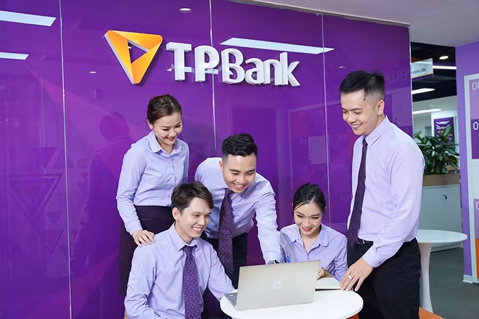 TPBank duy trì đà tăng trưởng bền vững, lợi nhuận 6 tháng vượt 4.100 tỷ đồng -0