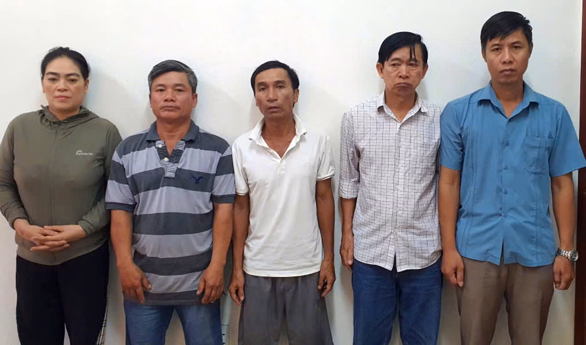 Cháu mượn nhà chú ruột tổ chức đánh bạc thì bị Công an phường tóm gọn -0