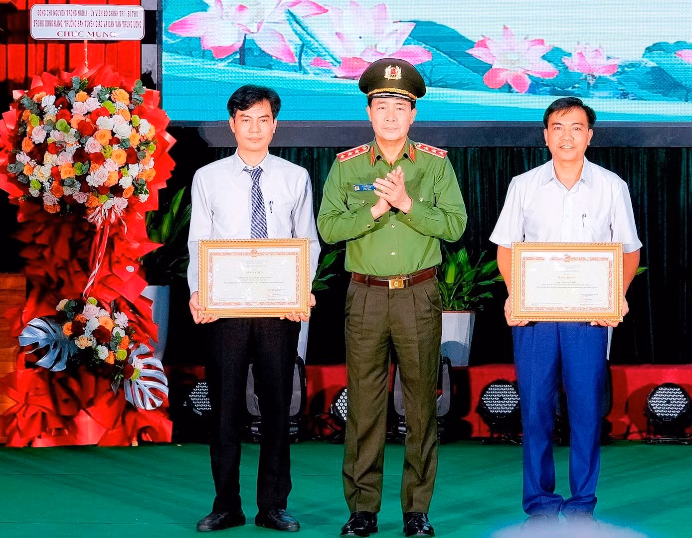 Rộn ràng ngày hội toàn dân bảo vệ ANTQ tại xã Đô Lương -0