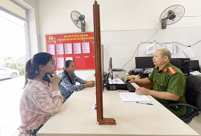 Người dân vùng biên phấn khởi khi vận hành chính quyền 2 cấp -0