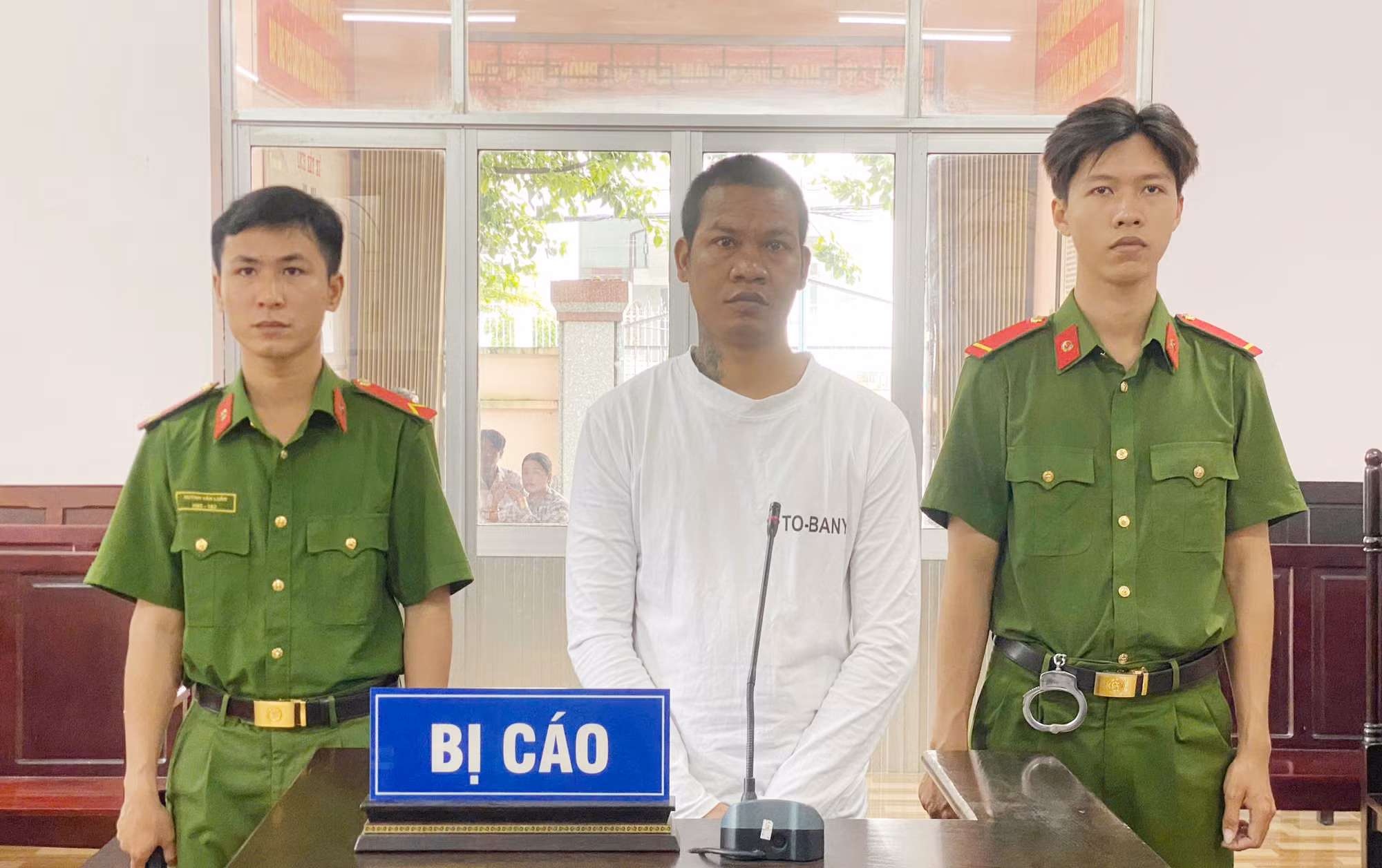 Dụ dỗ bé gái hàng xóm làm chuyện người lớn, “yêu râu xanh” lãnh 7 năm tù -0