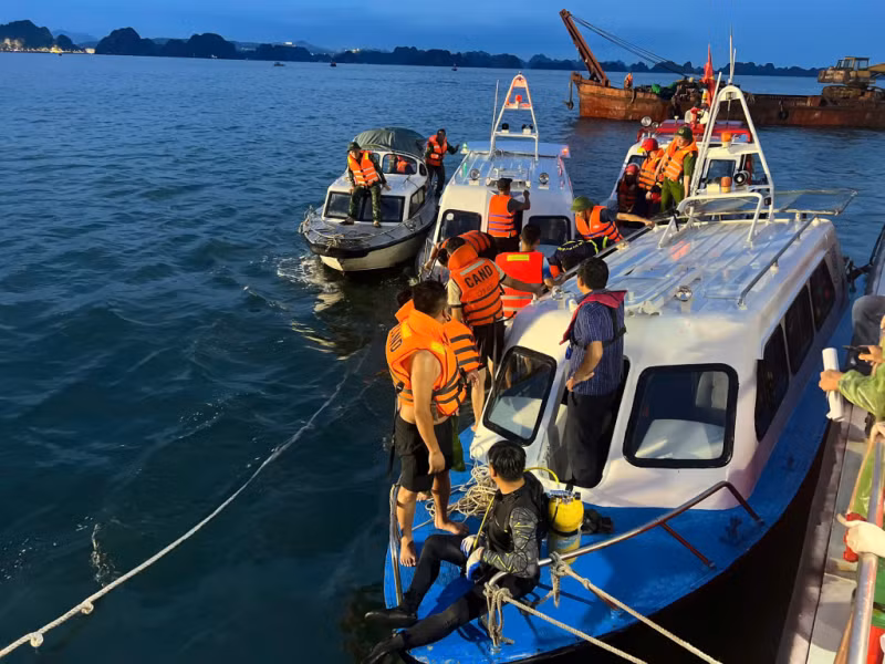 Mưa dông gây lật tàu ở Quảng Ninh là siêu dông vùng nhiệt đới -0
