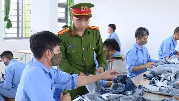 Tận tình giúp đỡ người cai nghiện ma túy làm lại cuộc đời mới