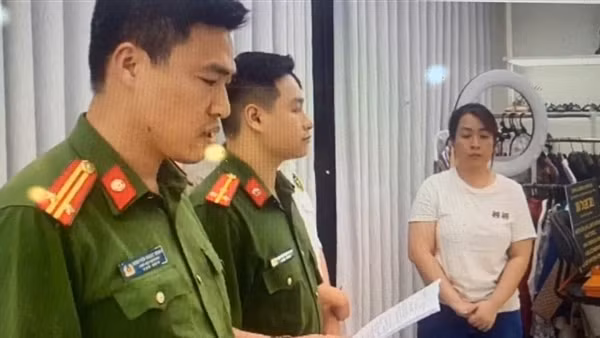 Tạm giữ hình sự đối tượng bán hàng online trốn thuế có doanh thu hơn 800 tỷ đồng