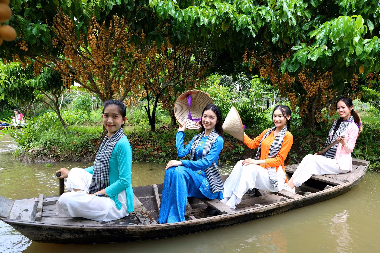 Tìm cách cứu ngành du lịch miền Tây khi đường bay thưa thớt -0