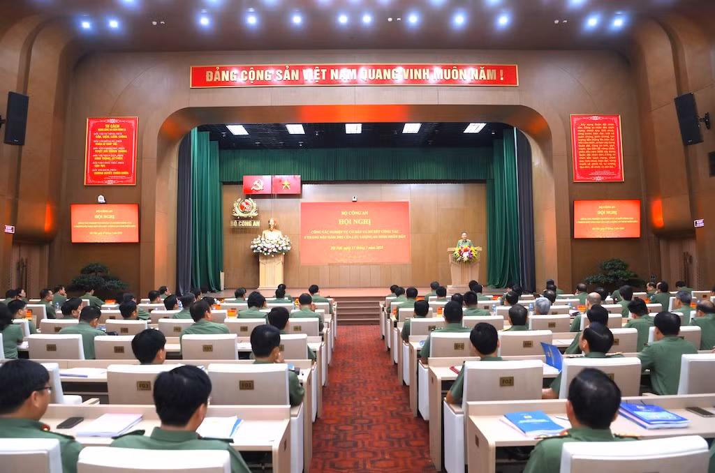 Tập trung xây dựng thế trận an ninh bảo đảm liên thông, thống nhất, xuyên suốt từ Bộ đến cấp xã -0
