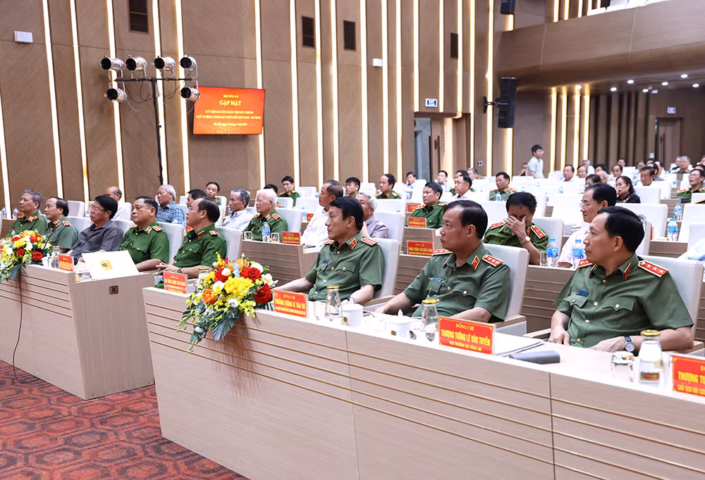 Góp phần quan trọng vào mỗi chiến công, thành tích của lực lượng CAND -0