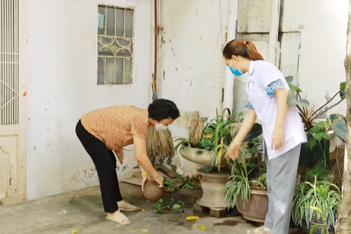 Bệnh sốt xuất huyết diễn biến phức tạp -0