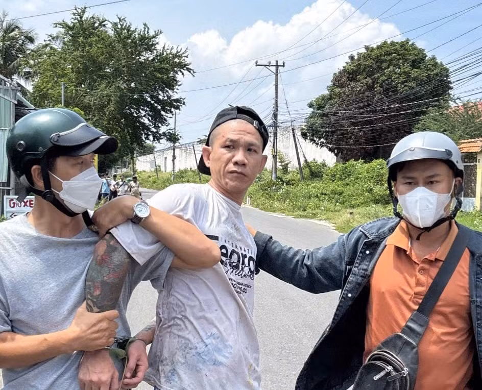 Đối tượng trốn khỏi nơi giam giữ bị bắt sau hơn 4 giờ đào tẩu -0