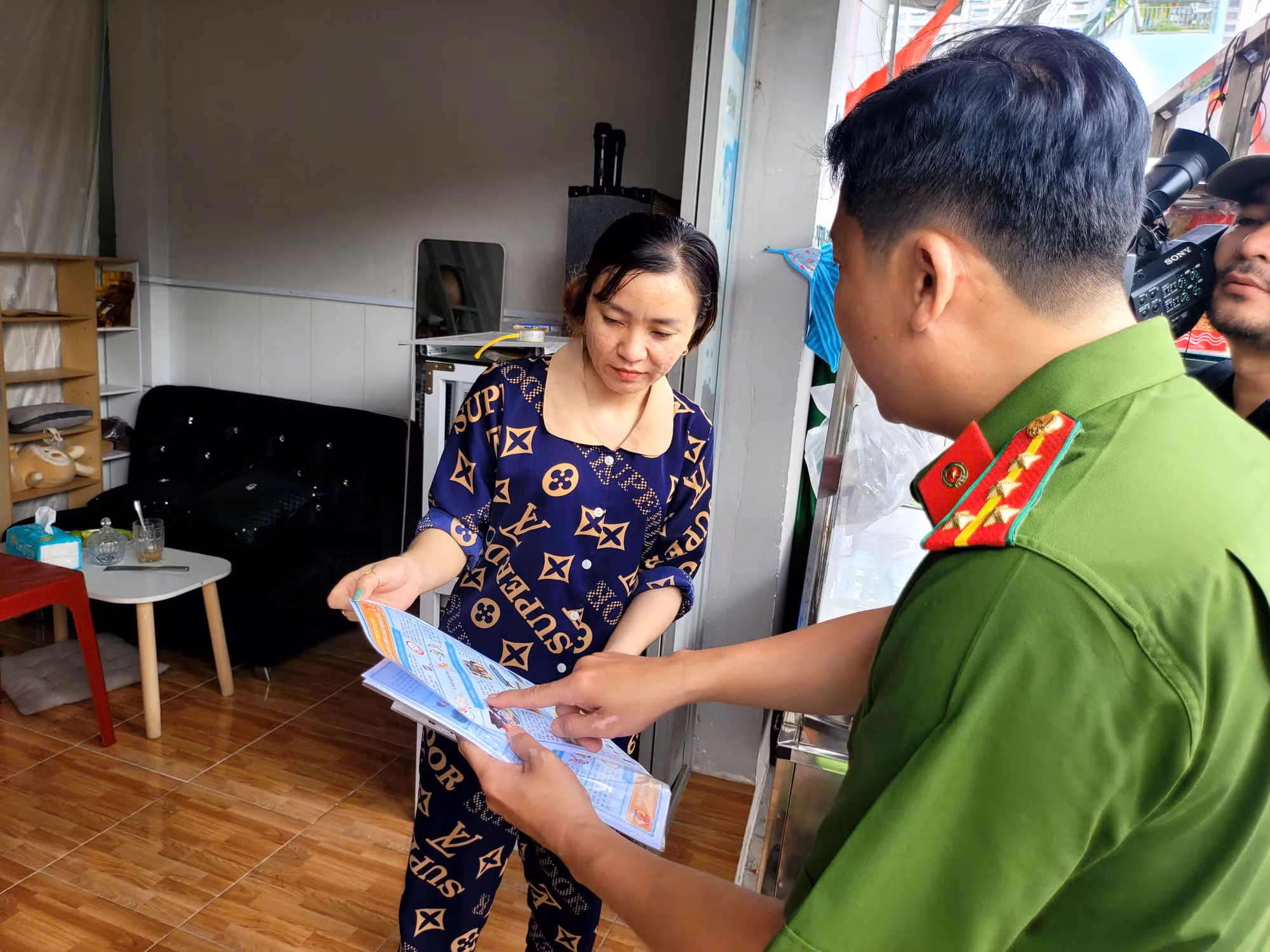 Ra quân kiểm tra, tuyên truyền an toàn phòng cháy chữa cháy tại nhà trọ, chung cư -7