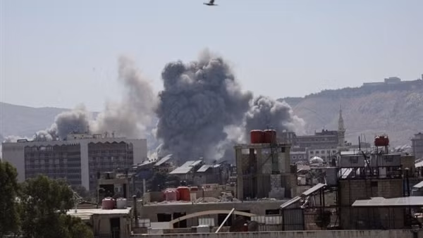 Isael không kích dinh tổng thống Syria, đẩy căng thẳng lên đỉnh điểm