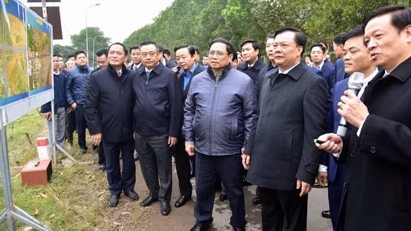 Thủ tướng: Làm ngày làm đêm để giải phóng mặt bằng đường Vành đai 4 - Vùng Thủ đô Hà Nội