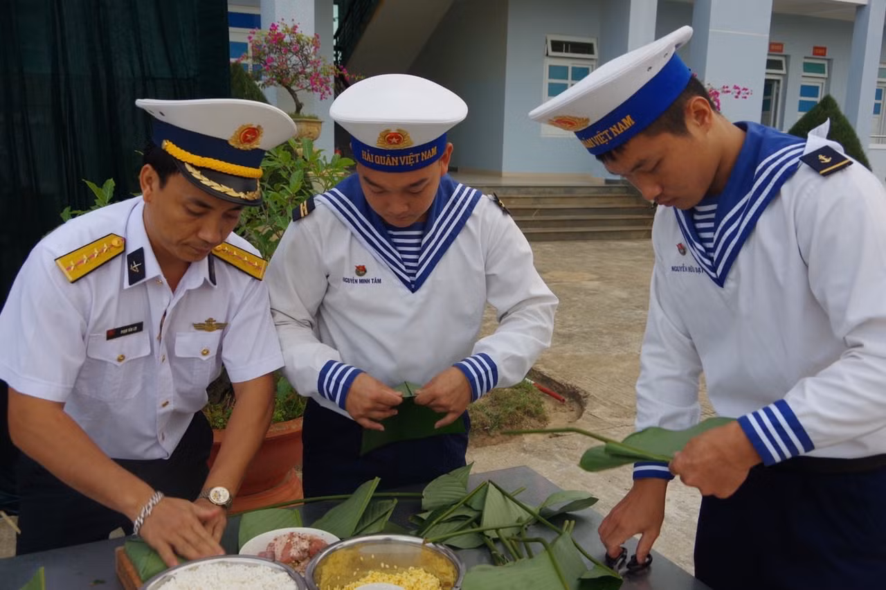 Rộn ràng đón Tết ở quần đảo Trường Sa -0