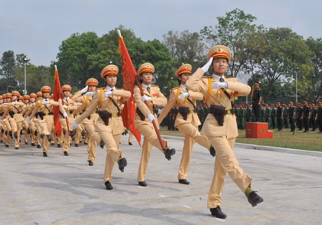 Vì sao cần bổ sung quy định thăng hàm cấp Tướng trước thời hạn trong Công an nhân dân? -0
