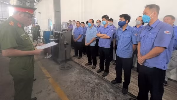 Khởi tố bắt giam 11 đối tượng đưa, nhận hối lộ hàng chục tỷ đồng tại Trung tâm đăng kiểm 60-04D