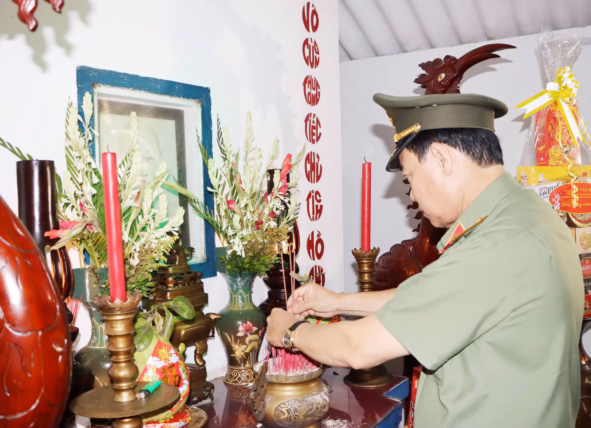 Chủ nhiệm Ủy ban Quốc phòng và An ninh của Quốc hội chúc Tết tại Bạc Liêu -0
